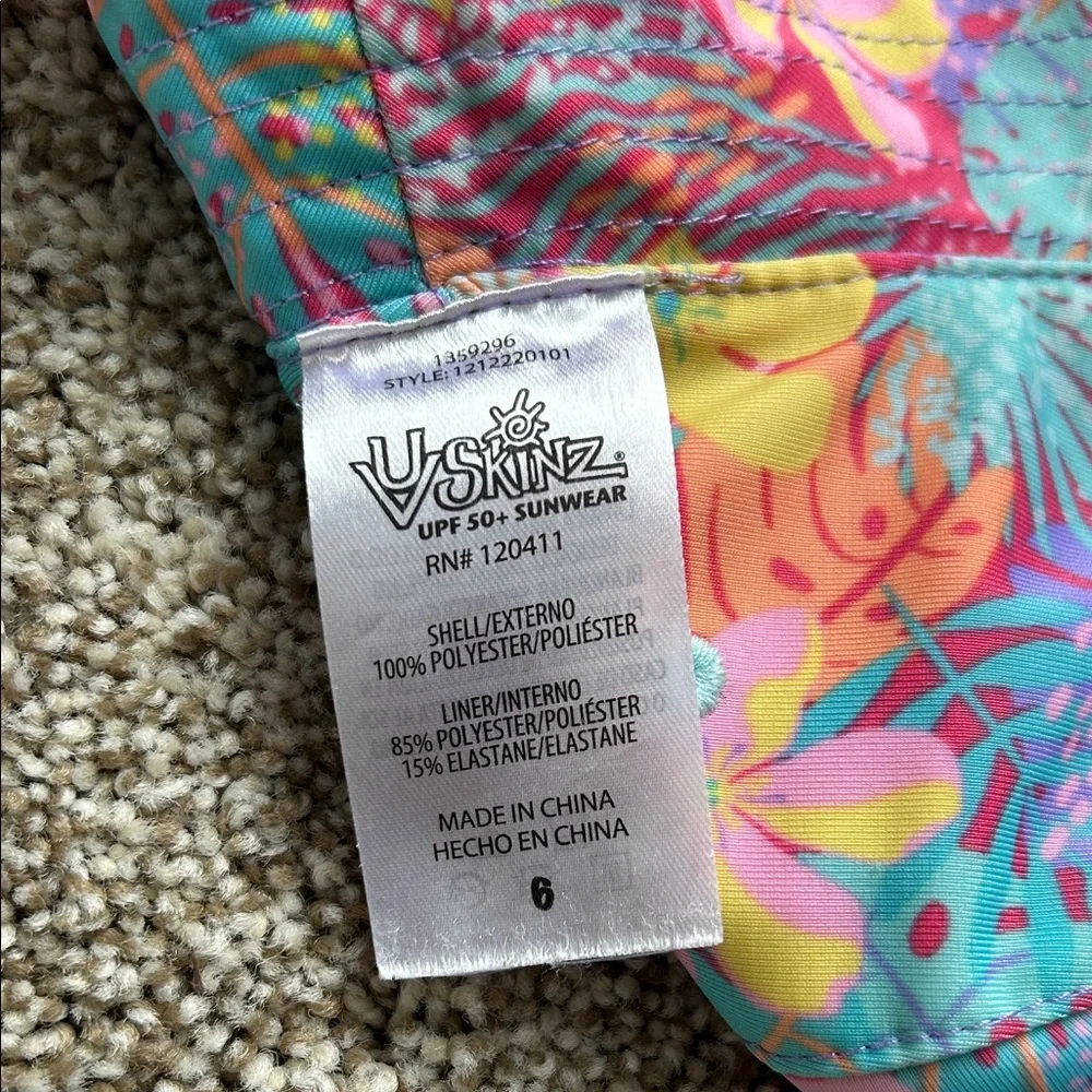 Reversible UV Skinz Waterproof UPF 50+ Sun Hat, Size 6